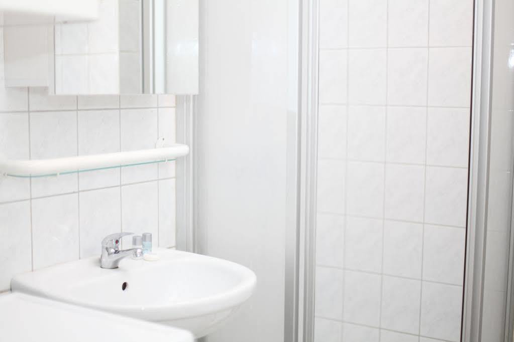 Apartment Wichtelgasse Vienna Luaran gambar